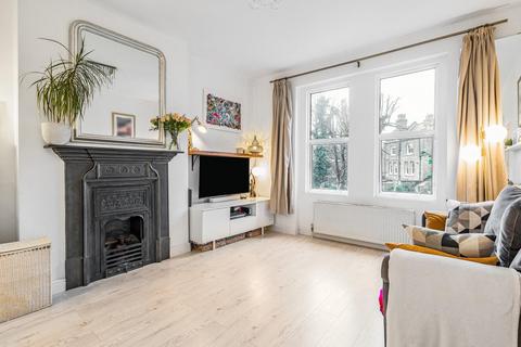 2 bedroom flat for sale, Acton Lane, Chiswick, London, W4