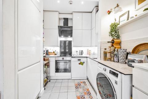 2 bedroom flat for sale, Acton Lane, Chiswick, London, W4