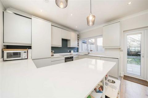 3 bedroom house for sale, Springfield Road, Teddington TW11