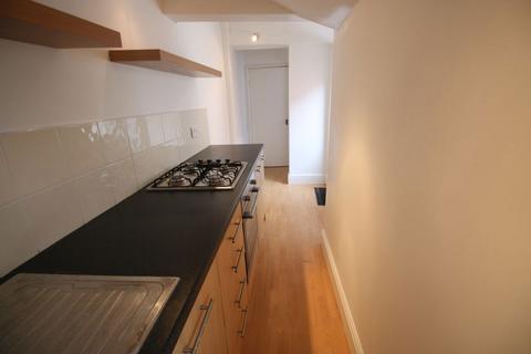 2 bedroom house to rent, Raby Street, Darlington DL3