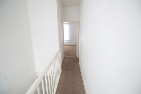 2 bedroom house to rent, Raby Street, Darlington DL3