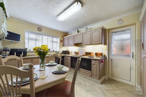 85 Bowmandale, Barton-upon-humber, DN18 5EE