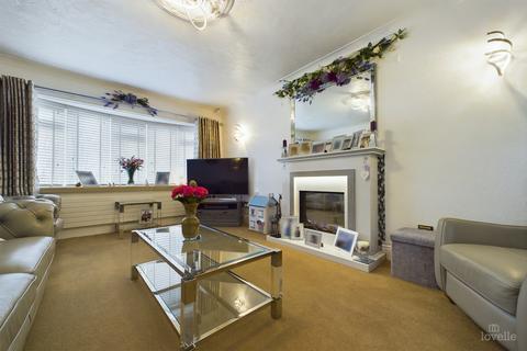 85 Bowmandale, Barton-upon-humber, DN18 5EE