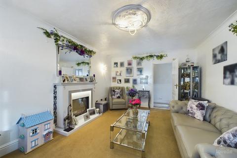 85 Bowmandale, Barton-upon-humber, DN18 5EE