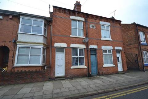 3 bedroom terraced house to rent, Queens Road, Leicester