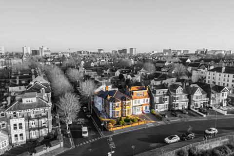 undefined, Westcliff Parade, Westcliff-on-sea, SS0