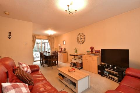 3 bedroom semi-detached house for sale, Aubrietia Close, Harold Wood, Essex