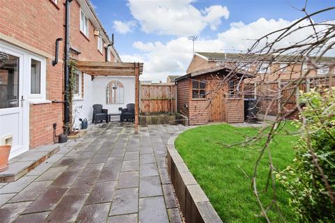 3 bedroom terraced house for sale, Gilchrist Avenue, Herne Bay