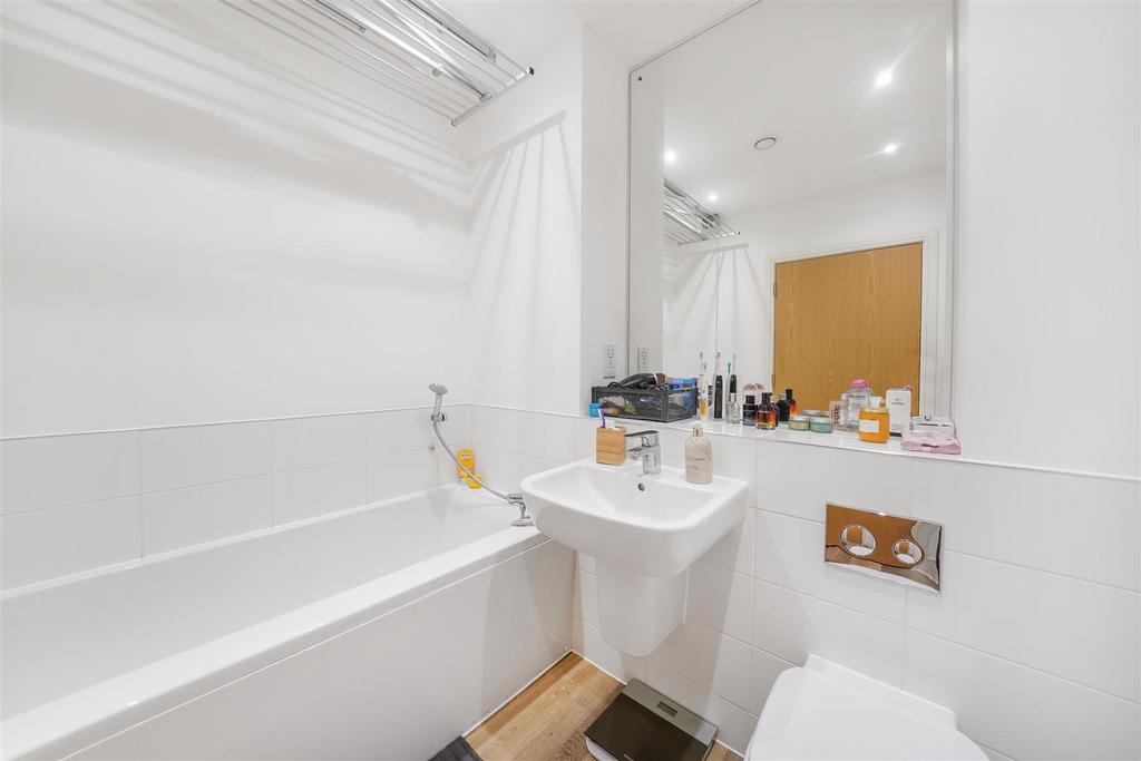 48 Goshawk Court, Ridding Lane - iq CNOOUu Ne Ey L87 JM