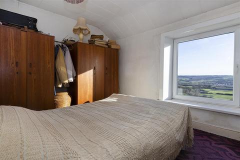 3 Hagg Hill, Emley, Huddersfield, HD8 9QT