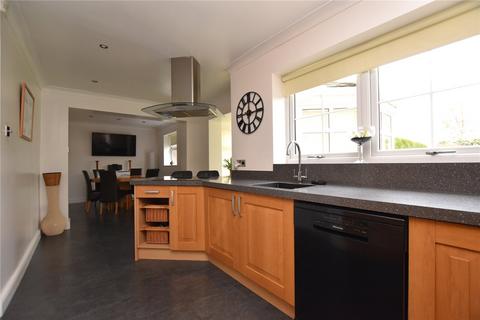 4 bedroom detached house for sale, Bidder Drive, East Ardsley, Wakefield, West Yorkshire