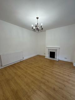 2 bedroom house to rent, Gadie Street, Riddrie