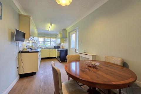 3 bedroom bungalow for sale, Pelican Close, Westward Ho!