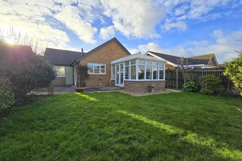 3 bedroom bungalow for sale, Pelican Close, Westward Ho!