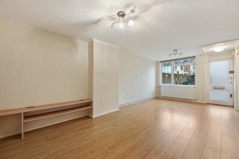 2 bedroom maisonette to rent, Colet Gardens, London, W14