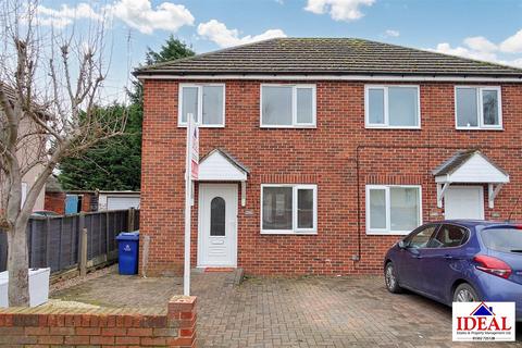 2 bedroom house for sale, Poplar Road, Skellow