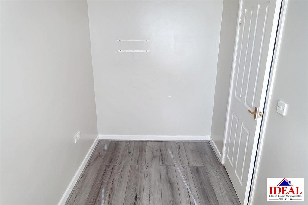 Bedroom .jpg