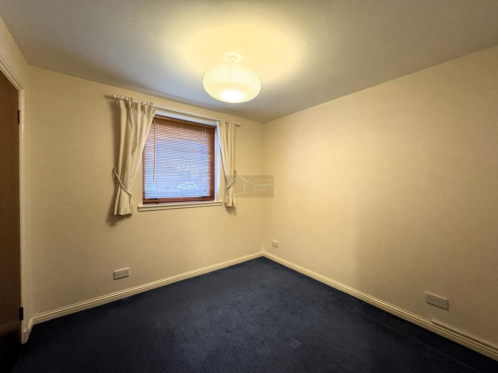 Bedroom 1a