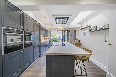 273 Berkhampstead Road, Chesham, HP5 3AT