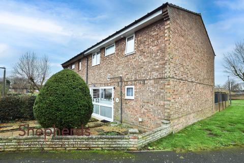 3 bedroom end of terrace house for sale, Cavell Road, Cheshunt EN7