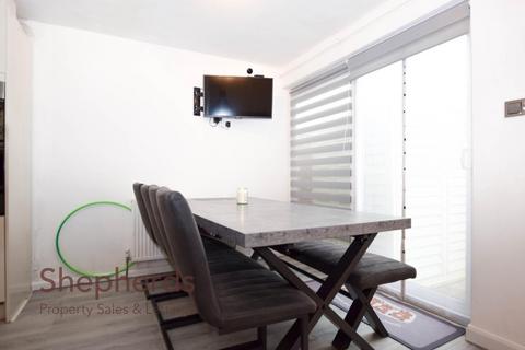 115 Cavell Road, Cheshunt, Waltham Cross, EN7 6JH