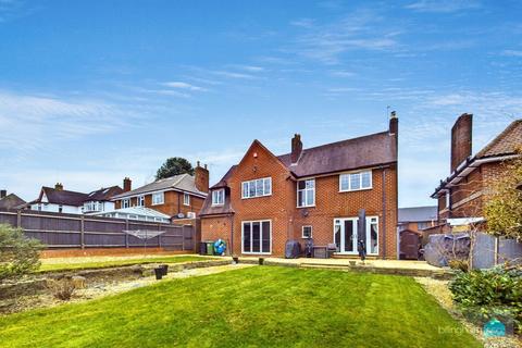 4 bedroom detached house for sale, Priory Close, Dudley DY1