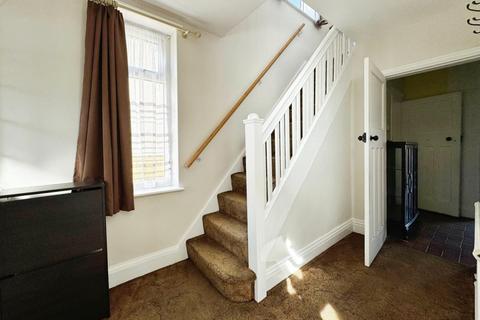 85 Derby Road, New Tupton, Chesterfield, S42 6JX