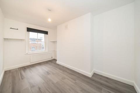 2 bedroom flat to rent, Hawes Street, London N1