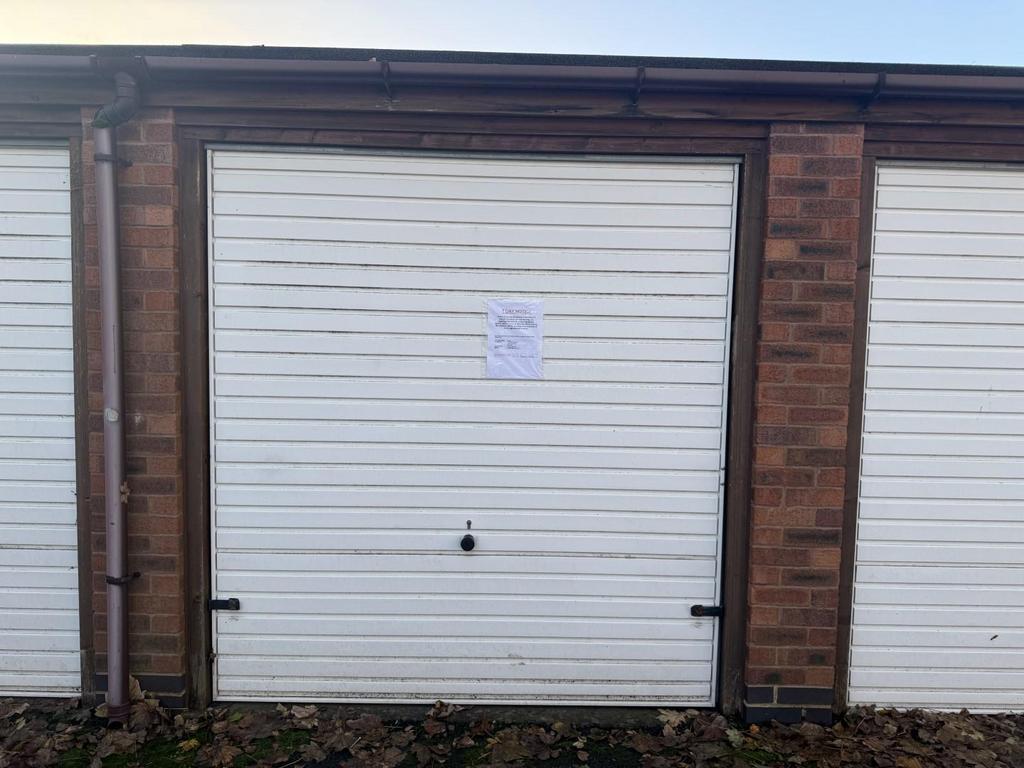 Garage.jpeg
