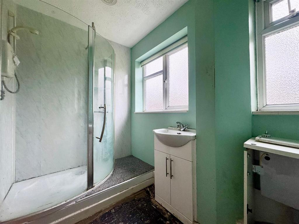 Shower room.jpg