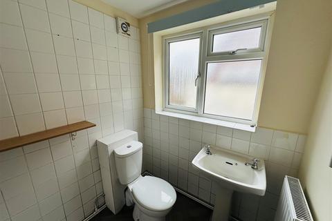 1 bedroom flat to rent, Croft Road, Stockingford, CV10 7DN