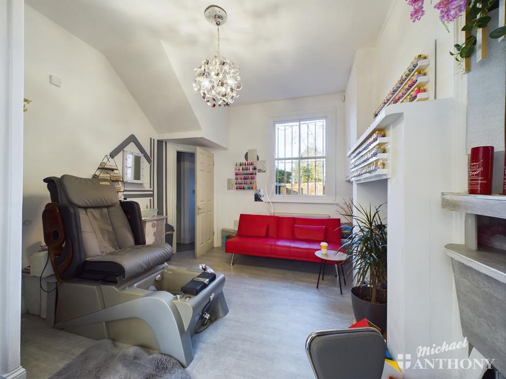 Cam02773 g0 pr0242 still002