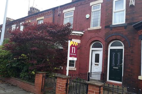 3 bedroom terraced house to rent, Canal Bank, Monton, Eccles, M30