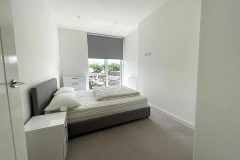 2 bedroom apartment to rent, 300 Kings Road, Reading RG1