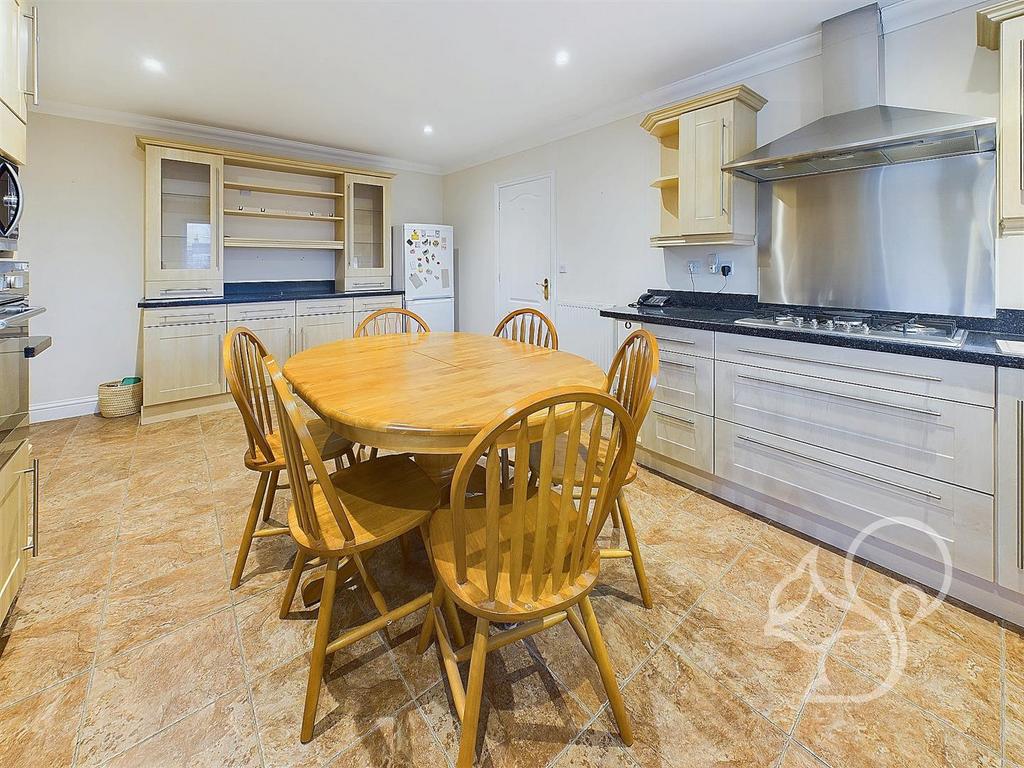 Kitchen./Breakfast Room