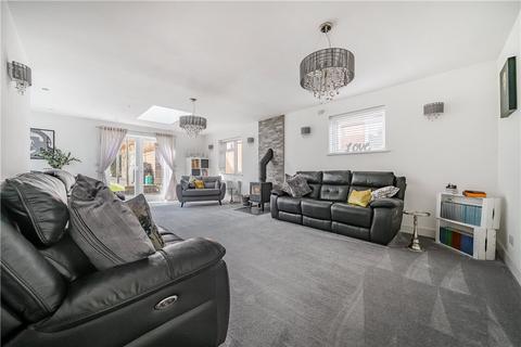 160 Rownhams Lane, North Baddesley, Southampton, SO52 9LT