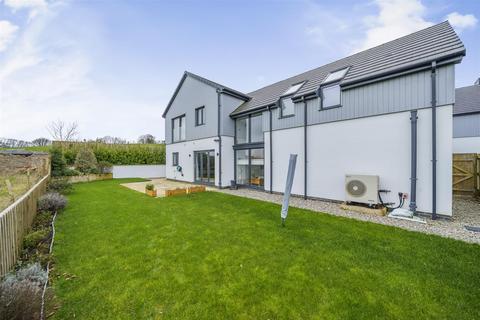 5 bedroom detached house for sale, Parkham, Bideford