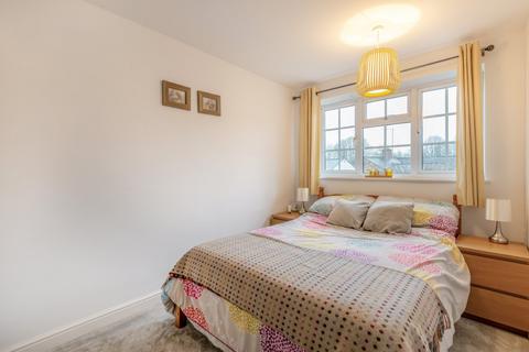 6 Folly Fields, Wheathampstead, St Albans, AL4 8HL