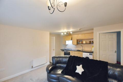 2 bedroom flat for sale, Dog Rose Drive, Bourne, PE10