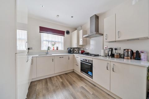 undefined, Queen's Crescent, Shrivenham, Oxfordshire, SN6