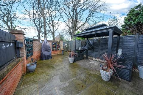 25 Sherbourne Drive, Leeds, LS6 4QX