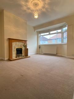 2 bedroom maisonette to rent, Oakleigh Close, Whetstone, London, London, N12