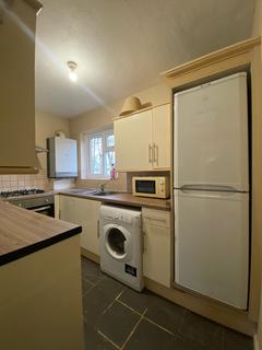 2 bedroom maisonette to rent, Oakleigh Close, Whetstone, London, London, N12