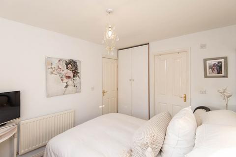18 Baker Street, Dinnington, Sheffield, S25 3RU