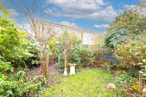 18 Baker Street, Dinnington, Sheffield, S25 3RU