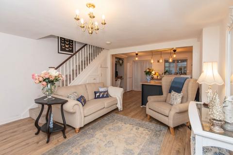 18 Baker Street, Dinnington, Sheffield, S25 3RU