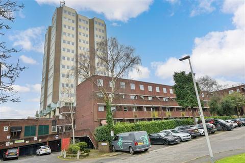 1 bedroom apartment for sale, Tamar Square, Woodford Green, Essex