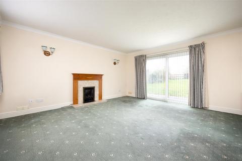 4 bedroom detached house for sale, Marina Drive, Staverton