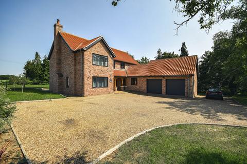 undefined, Chain Free in Garvestone