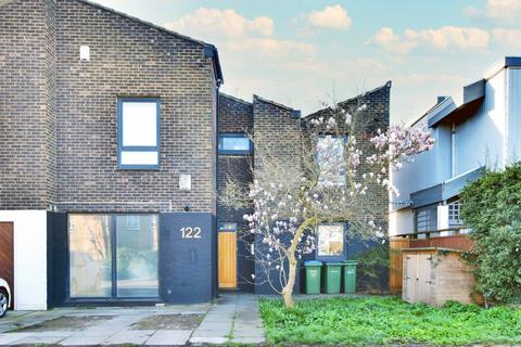 4 bedroom semi-detached house for sale, Langton Way, Blackheath, London, SE3